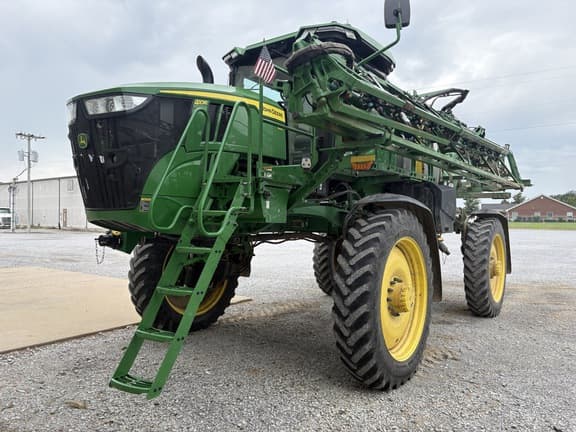 Image of John Deere 410R equipment image 2