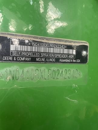 Image of John Deere 410R equipment image 1