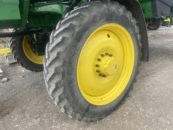Image of John Deere 410R equipment image 3