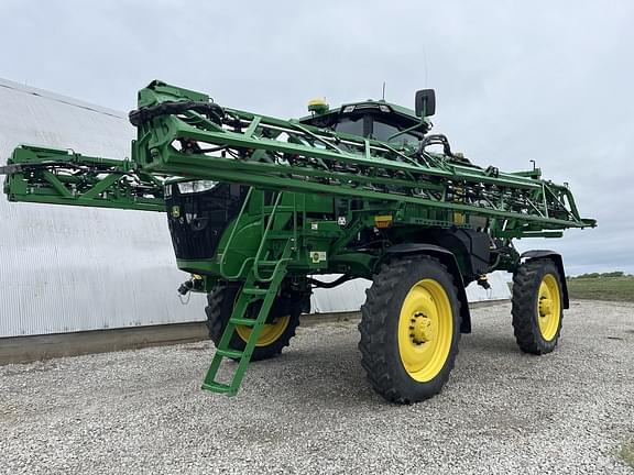 Image of John Deere 410R Primary image