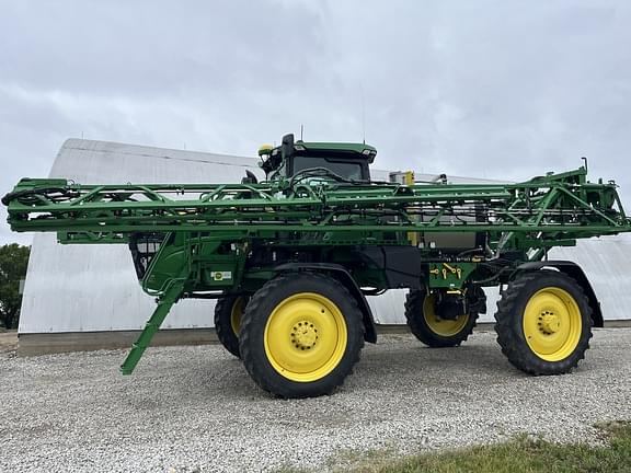 Image of John Deere 410R equipment image 1