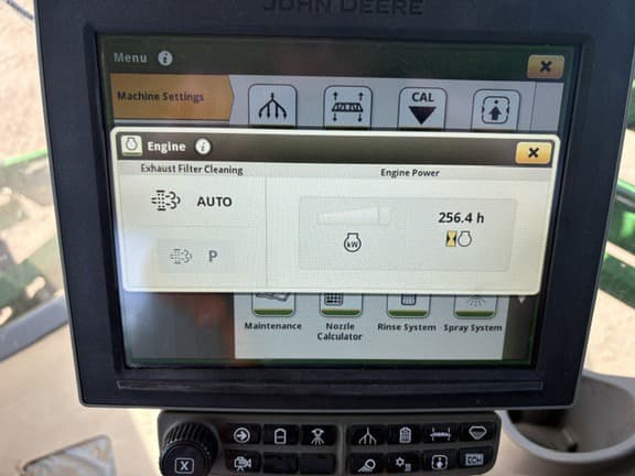 Image of John Deere 410R equipment image 4