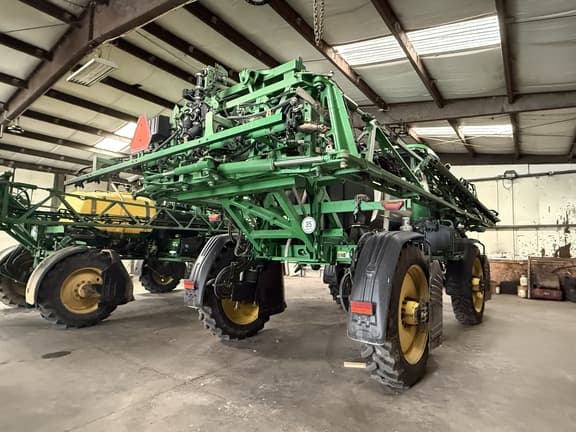 Image of John Deere 410R equipment image 2