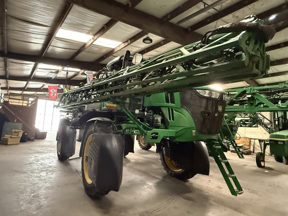 Image of John Deere 410R Primary image