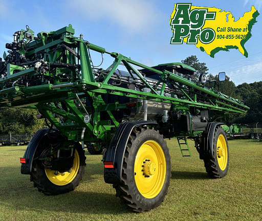 Image of John Deere 410R equipment image 3