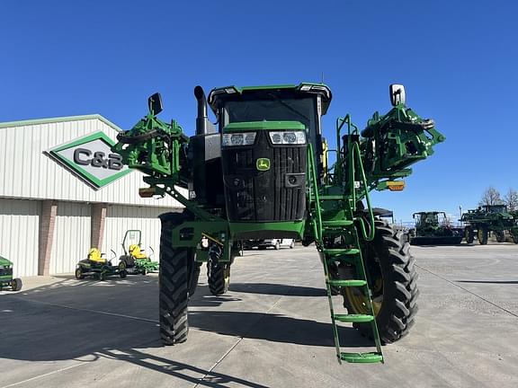 Image of John Deere 410R equipment image 2