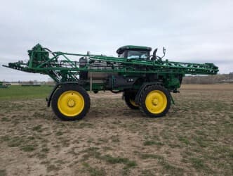Image of John Deere 410R equipment image 2