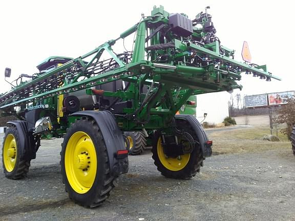 Image of John Deere 410R equipment image 3