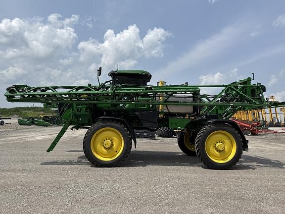 Image of John Deere 410R equipment image 2