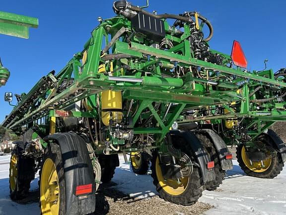 Image of John Deere 410R equipment image 3