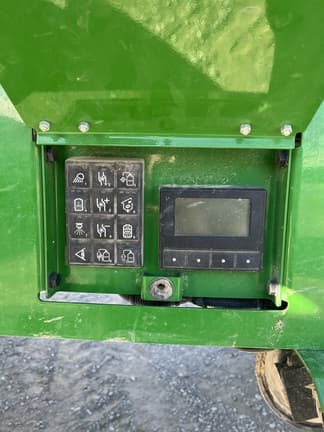 Image of John Deere 410R equipment image 4