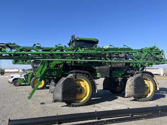 Image of John Deere 410R equipment image 2