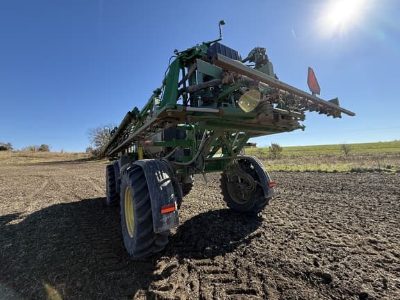 Image of John Deere 410R equipment image 4