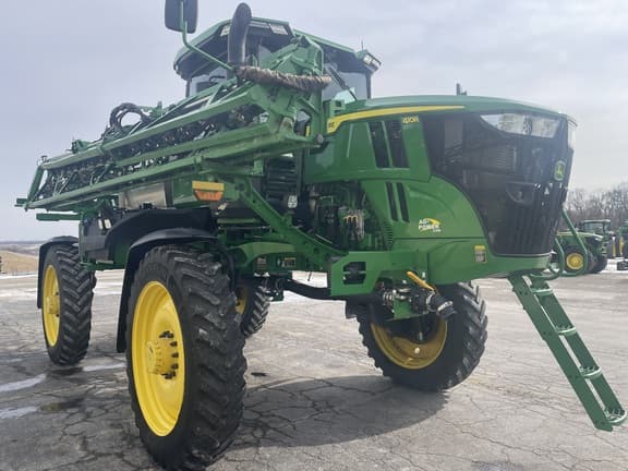 Image of John Deere 410R equipment image 3