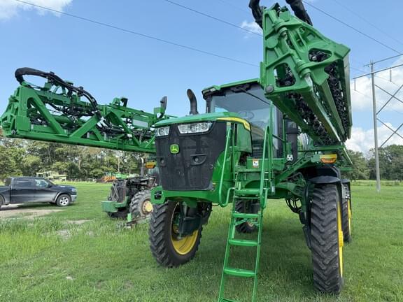 Image of John Deere 410R Primary image