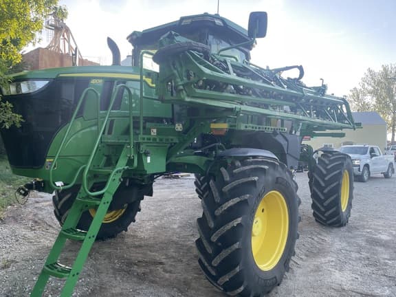 Image of John Deere 410R equipment image 1