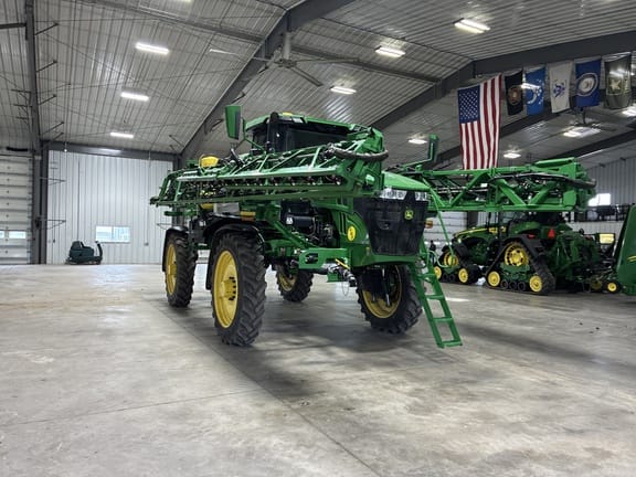 2024 John Deere 410R Equipment Image0