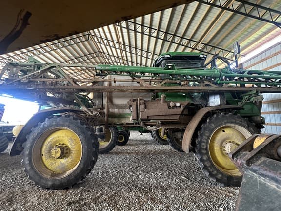 Image of John Deere 410R equipment image 1