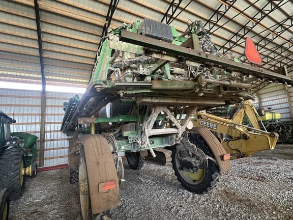 Image of John Deere 410R equipment image 3