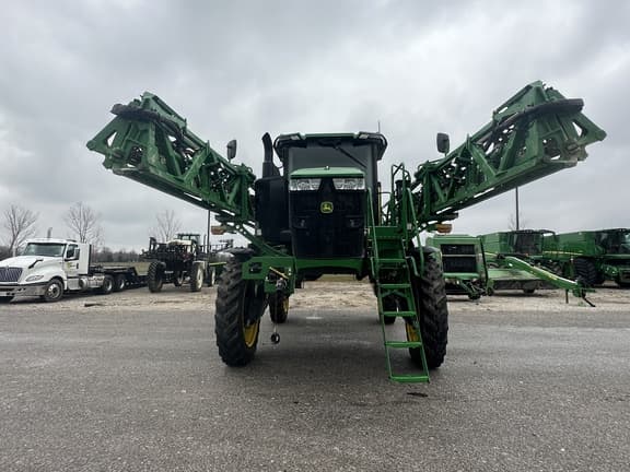 Image of John Deere 410R equipment image 1