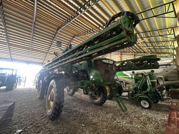 Image of John Deere 410R Primary image