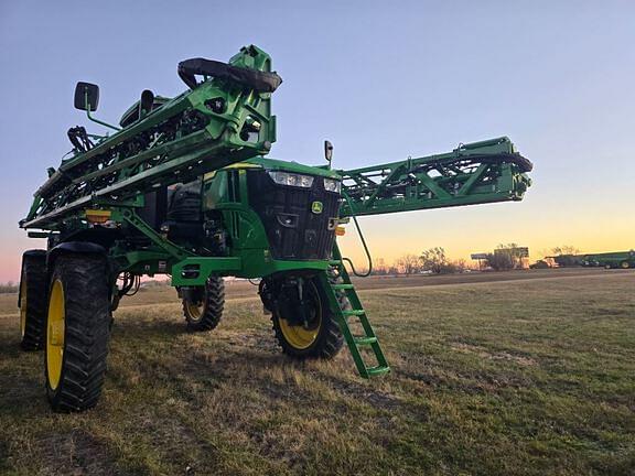 Image of John Deere 410R equipment image 3