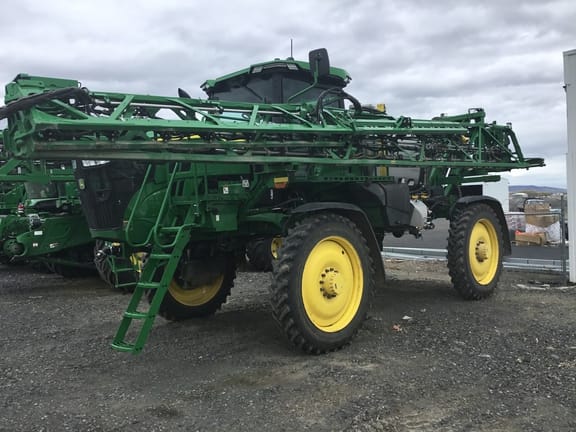 2024 John Deere 410R Equipment Image0