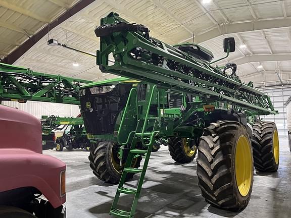 Image of John Deere 410R Primary image