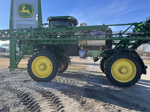 Image of John Deere 410R equipment image 2