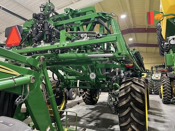 Image of John Deere 410R equipment image 1