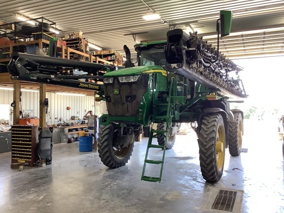 2024 John Deere 410R Equipment Image0