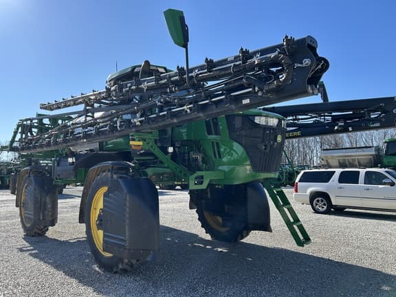 Image of John Deere 410R equipment image 1