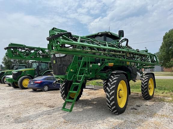 Image of John Deere 410R equipment image 2