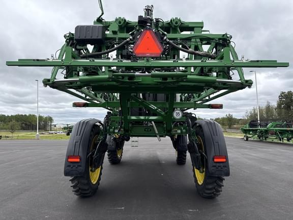 Image of John Deere 410R equipment image 4