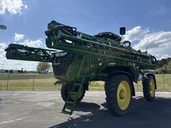 Image of John Deere 410R Primary image