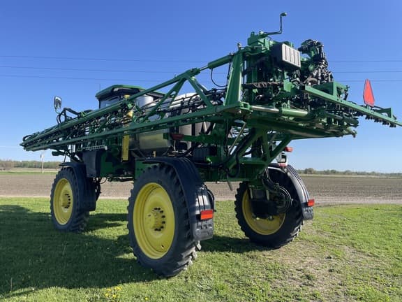 Image of John Deere 410R equipment image 2