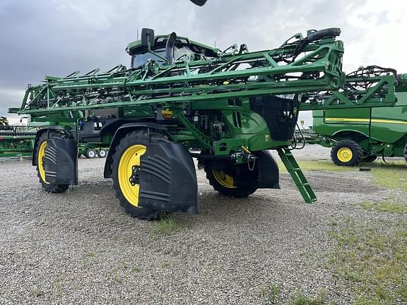Image of John Deere 410R equipment image 3