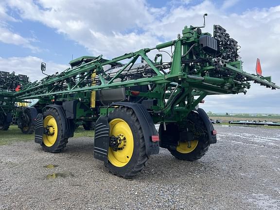 Image of John Deere 410R equipment image 1