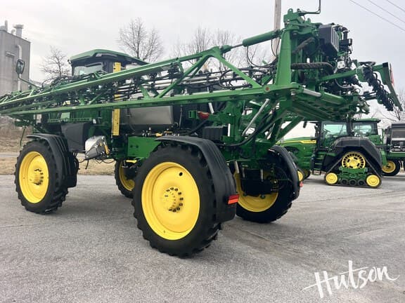 Image of John Deere 410R equipment image 4