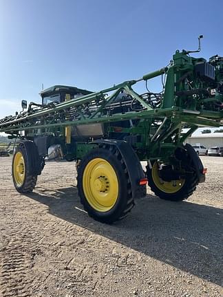 Image of John Deere 410R equipment image 2
