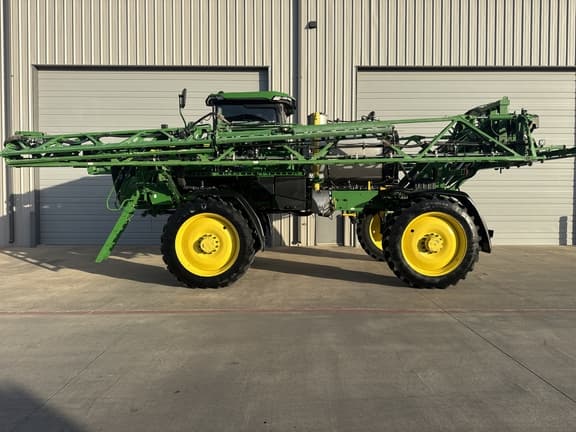 Image of John Deere 410R Primary image