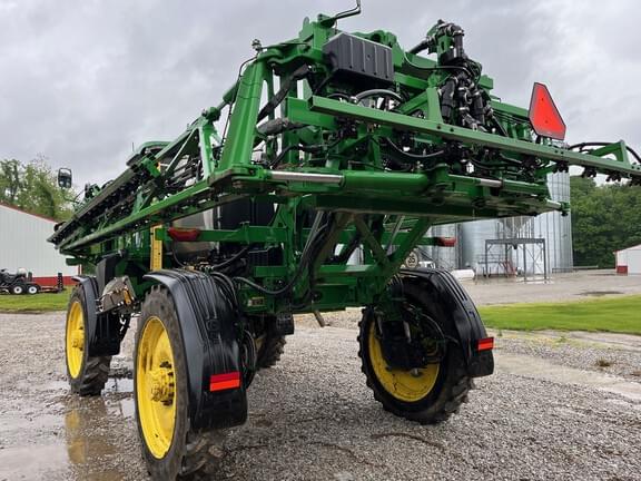 Image of John Deere 410R equipment image 4