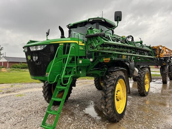 Image of John Deere 410R equipment image 2