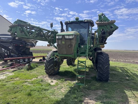 Image of John Deere 410R Primary image