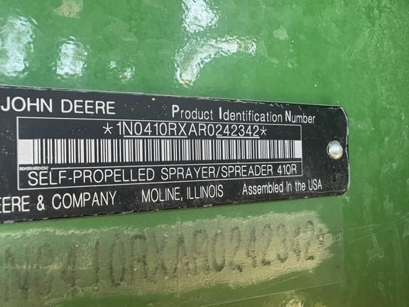 Image of John Deere 410R equipment image 4