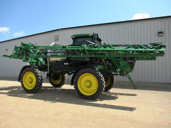 Image of John Deere 410R Primary image