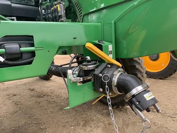 Image of John Deere 410R equipment image 3