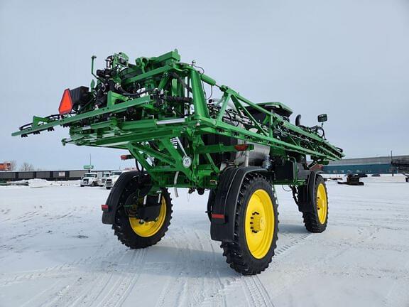 Image of John Deere 410R equipment image 4