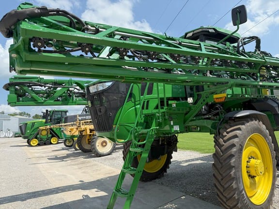 Main image John Deere 410R