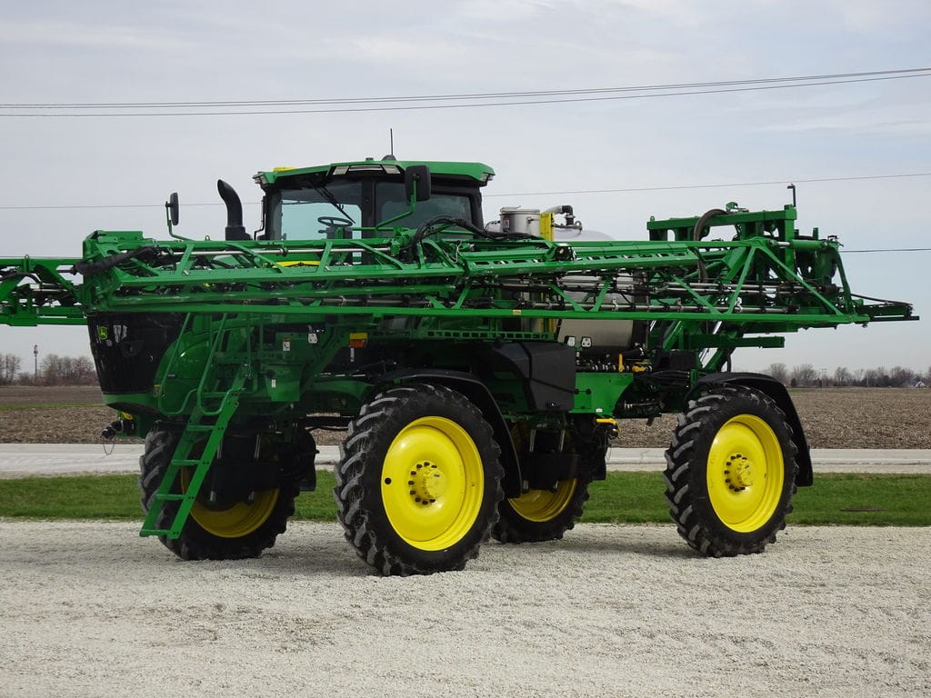 2024 John Deere 410R Equipment Image0